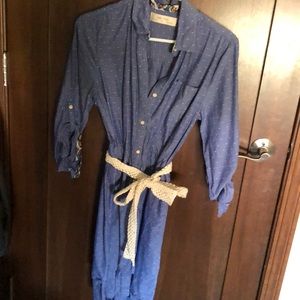 Dotted blue dress with belt